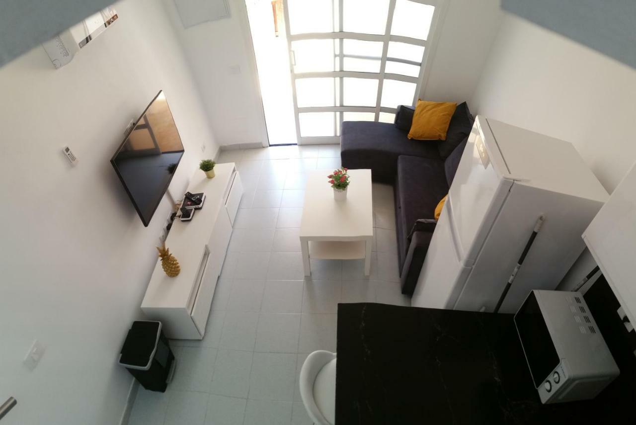 Bungalow With Terrace Near The Beach San Bartolomé Екстериор снимка