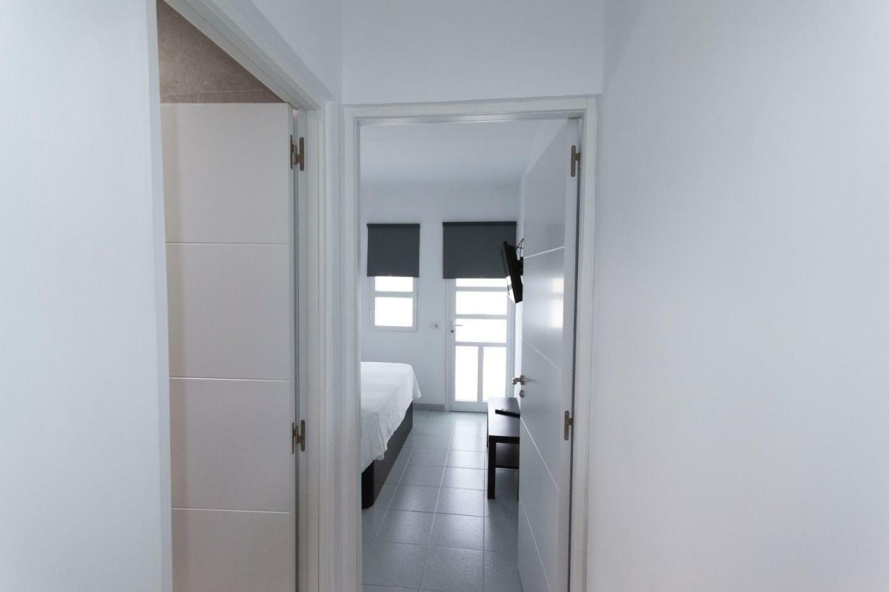 Bungalow With Terrace Near The Beach San Bartolomé Екстериор снимка